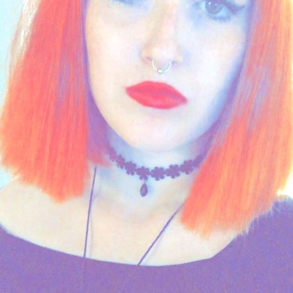 Hello i’m Yass ✨ First time on my profil ? 🤗 - Picture 1 of 6